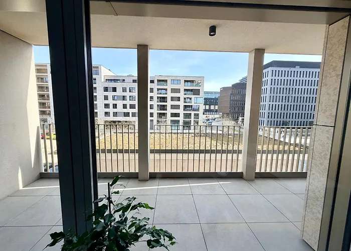 Urban Nest - Cloche D'or 아파트