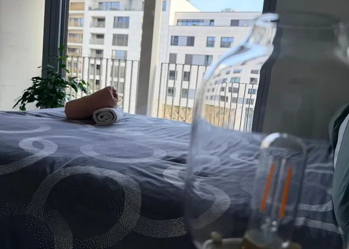 Urban Nest - Cloche D'or 아파트